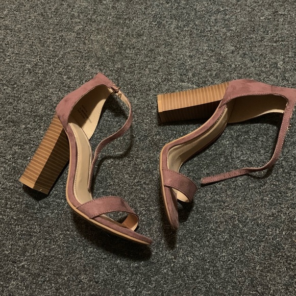 ⭐️Charlotte Russe Dusty Pink Open Toe Ankle Strap Heels 7 - Picture 2 of 4